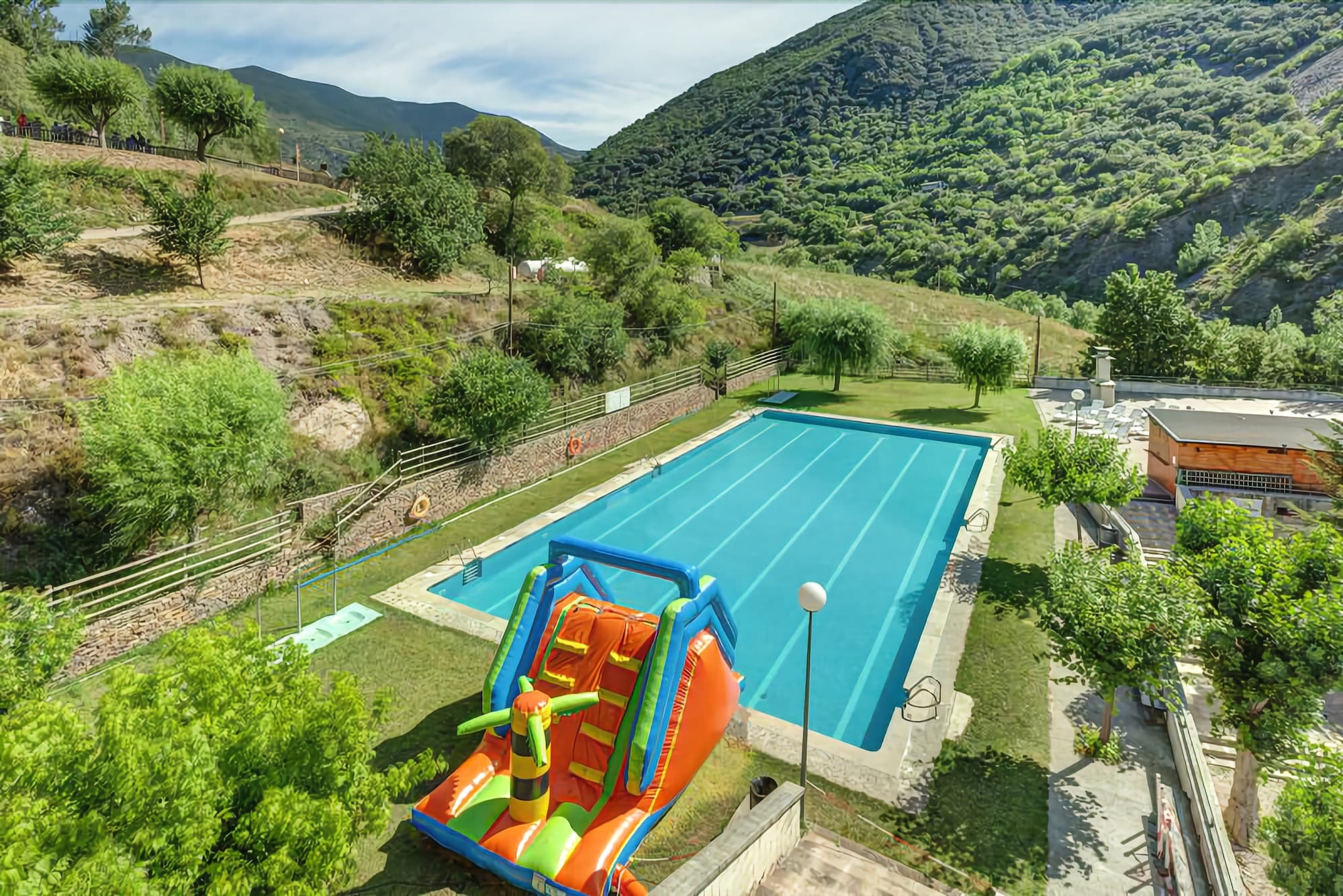 Alberg Les Estades Rialp Εξωτερικό φωτογραφία