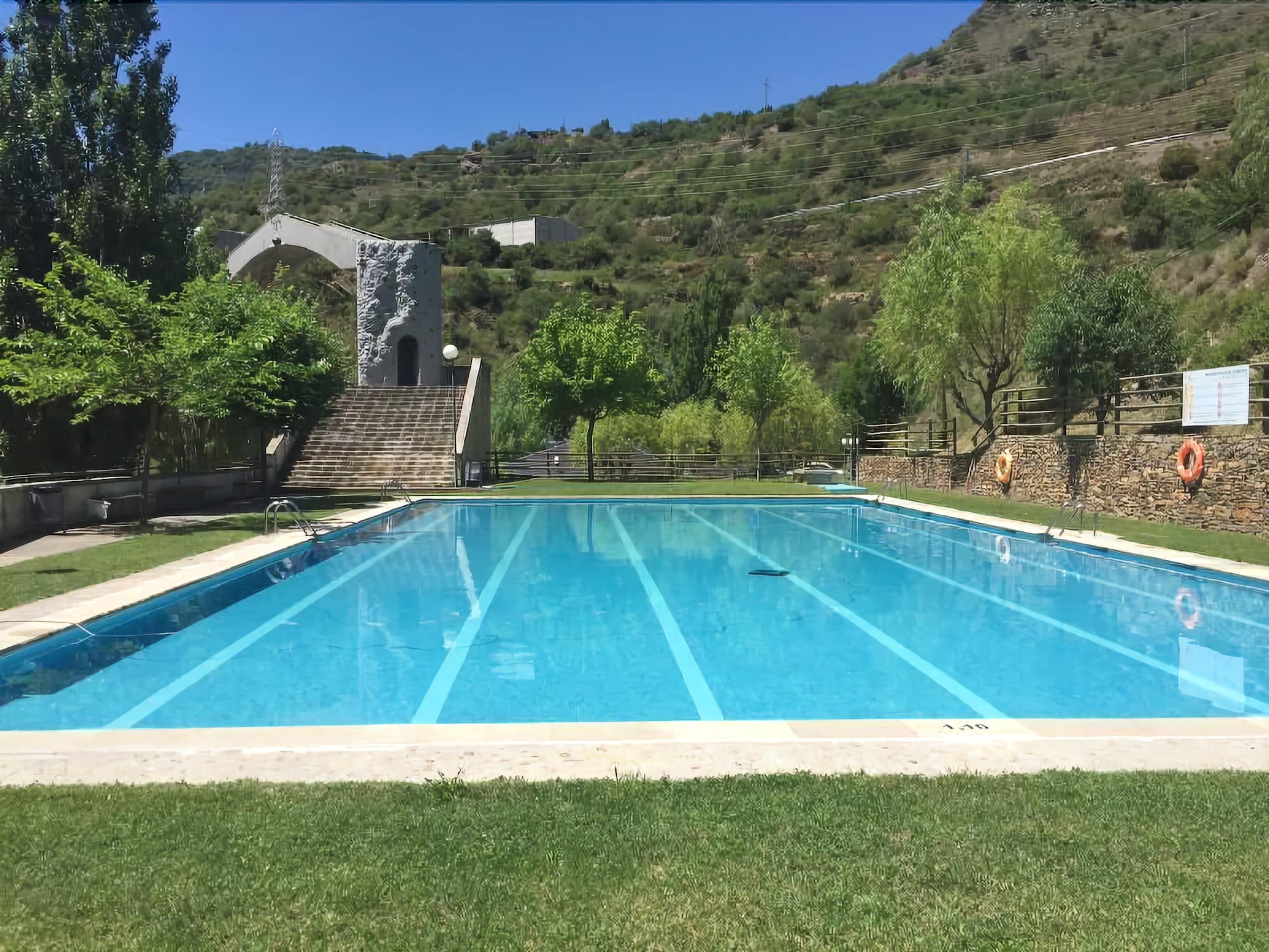 Alberg Les Estades Rialp Εξωτερικό φωτογραφία